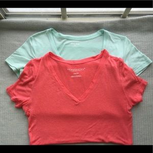2 VNeck Tshirts